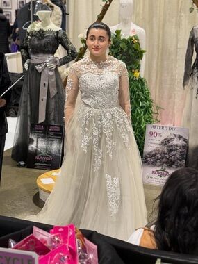 Gray Long Sleeve Gown with a Heart | Size Small